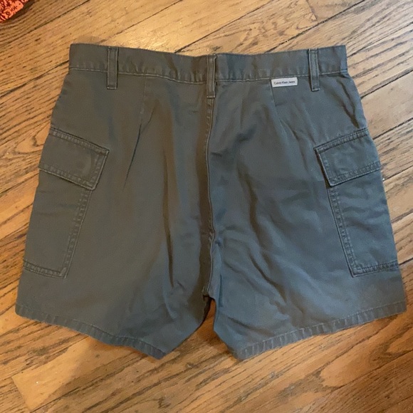 Calvin Klein shorts excellent condition - Picture 4 of 4